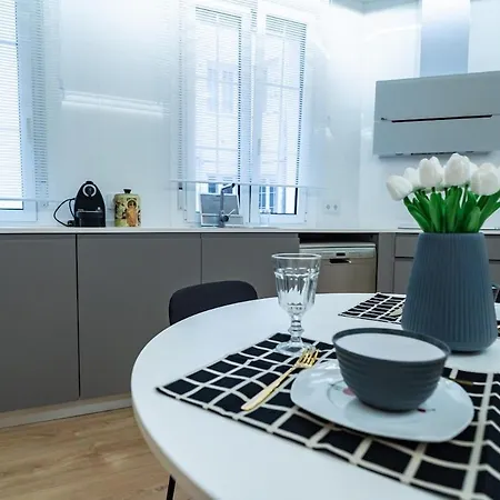 Apartment Lujoso Y Amplio Con Parking Incluido