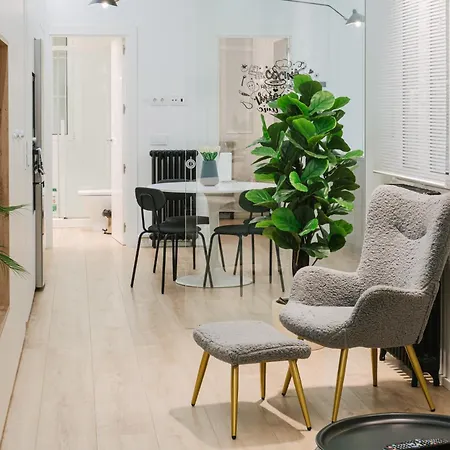 Lujoso Y Amplio Con Parking Incluido Apartment Leon